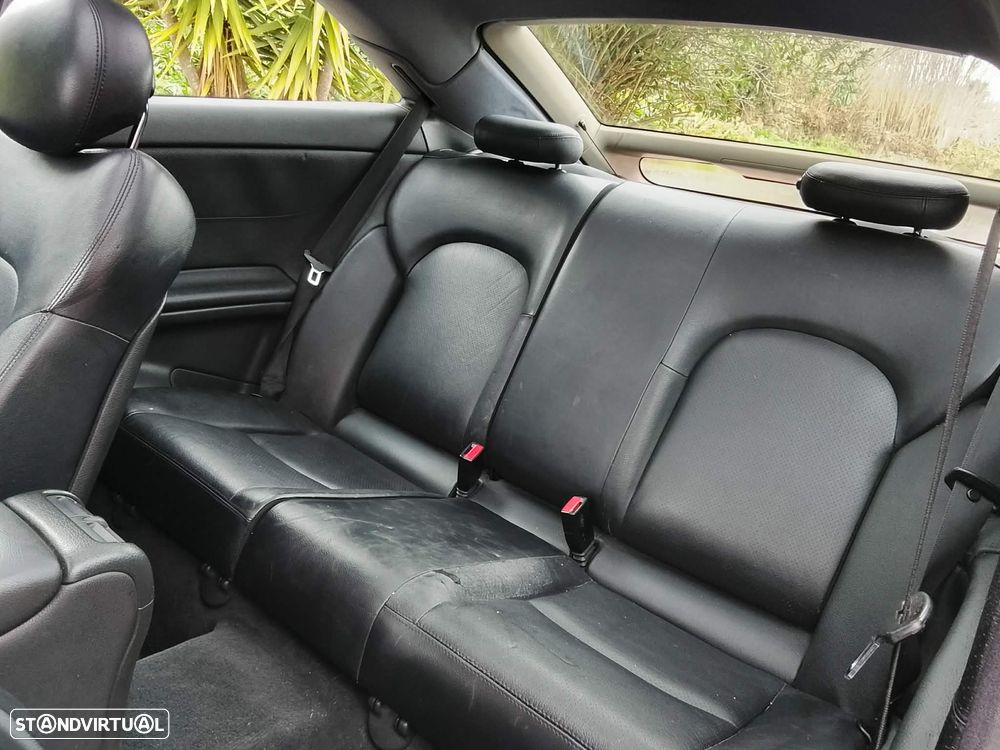 Mercedes-Benz C 220 - 10