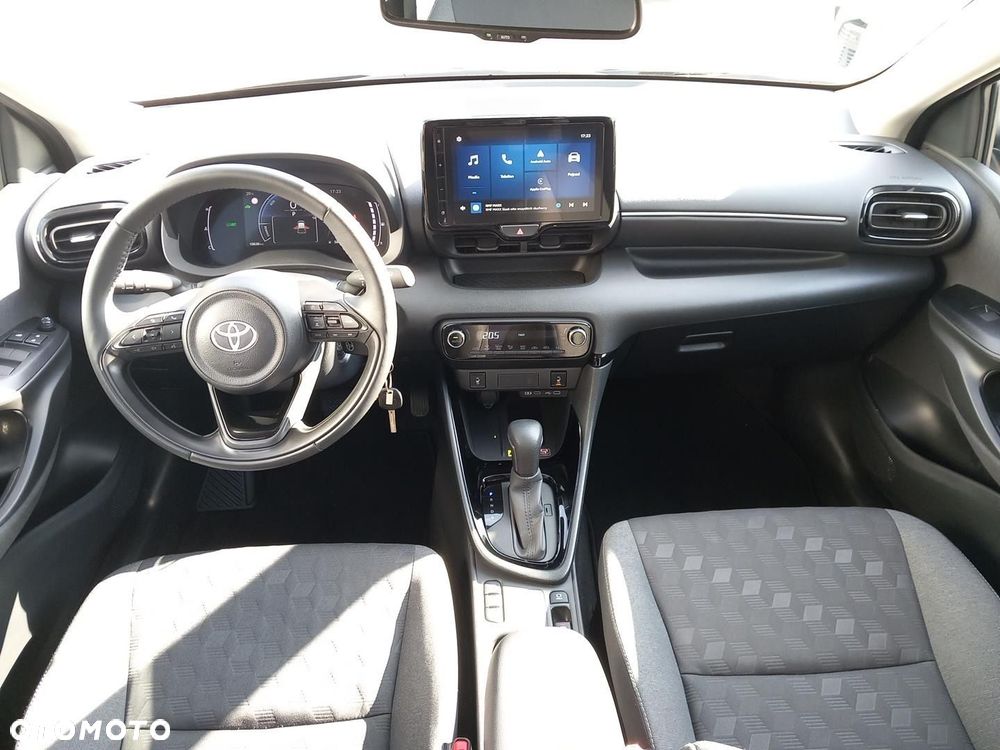 Toyota Yaris Hybrid 1.5 Style - 12
