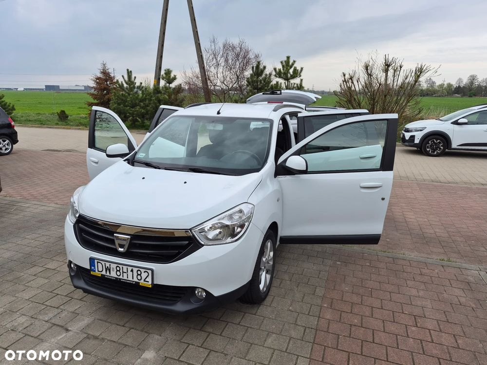 Dacia Lodgy 1.6 SCe Laureate S&S - 16