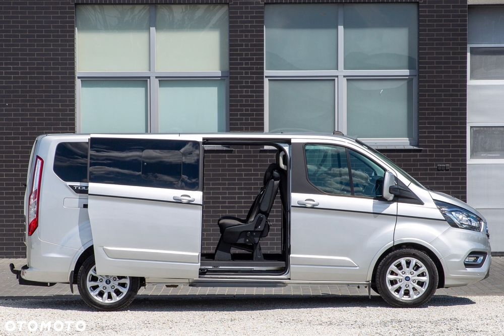 Ford Tourneo Custom - 3