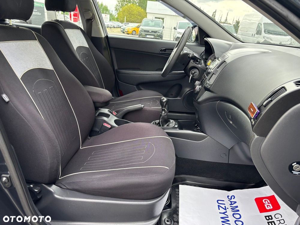 Hyundai i30 - 19
