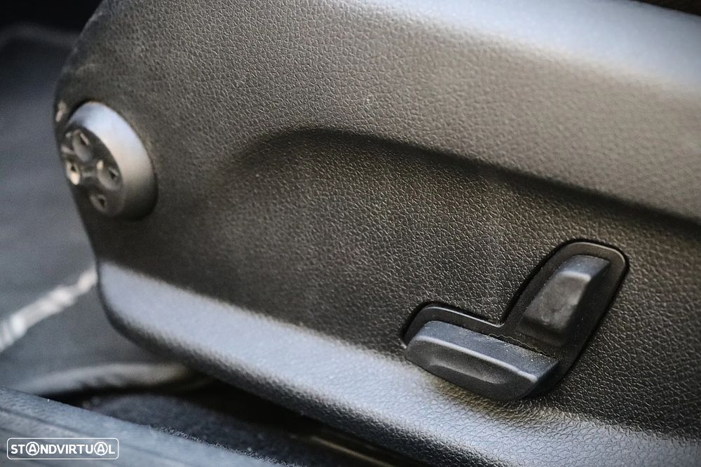 Mercedes-Benz C 300 de AMG Line - 12