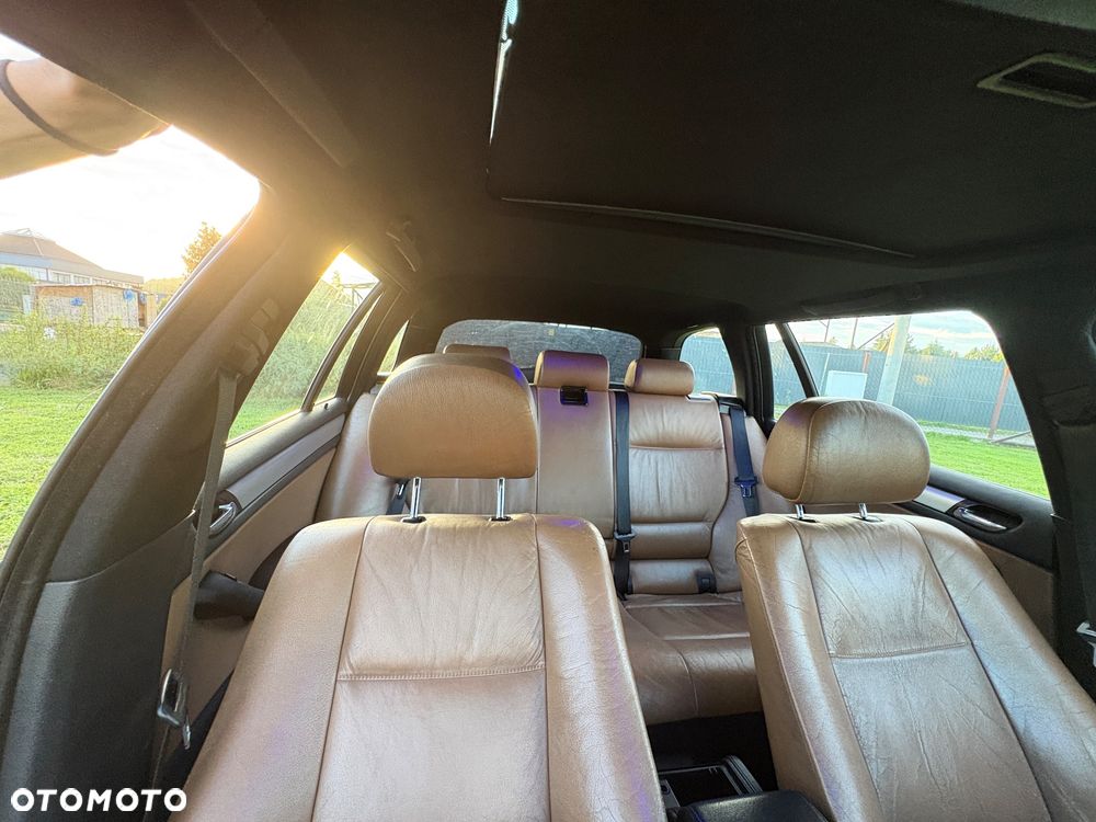 BMW Seria 3 330d - 11