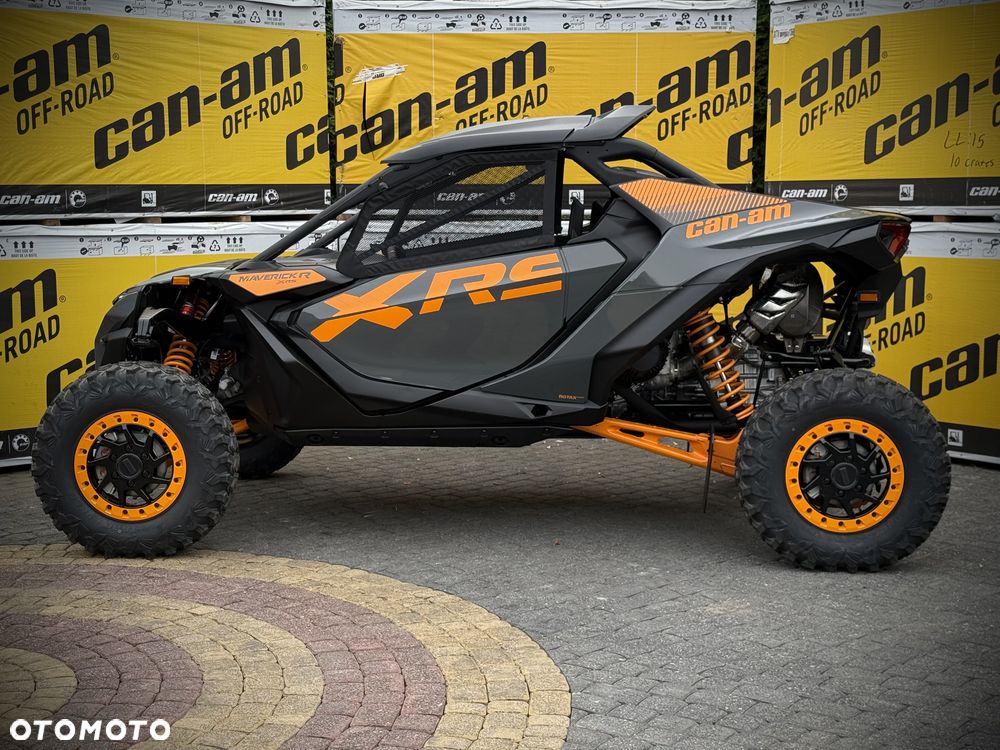 Can-Am Maverick - 3