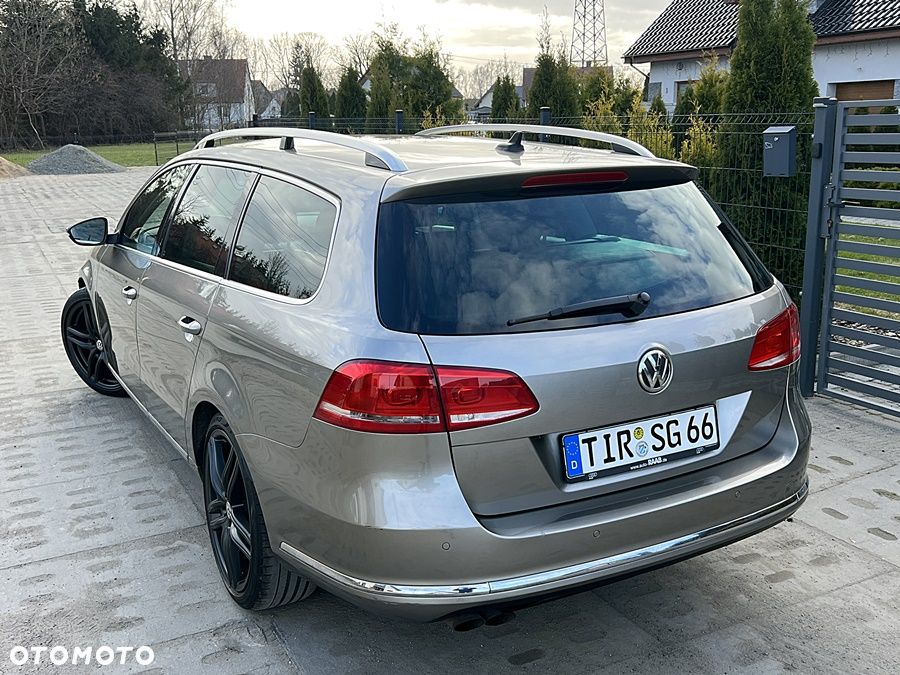 Volkswagen Passat 2.0 TDI Highline - 18