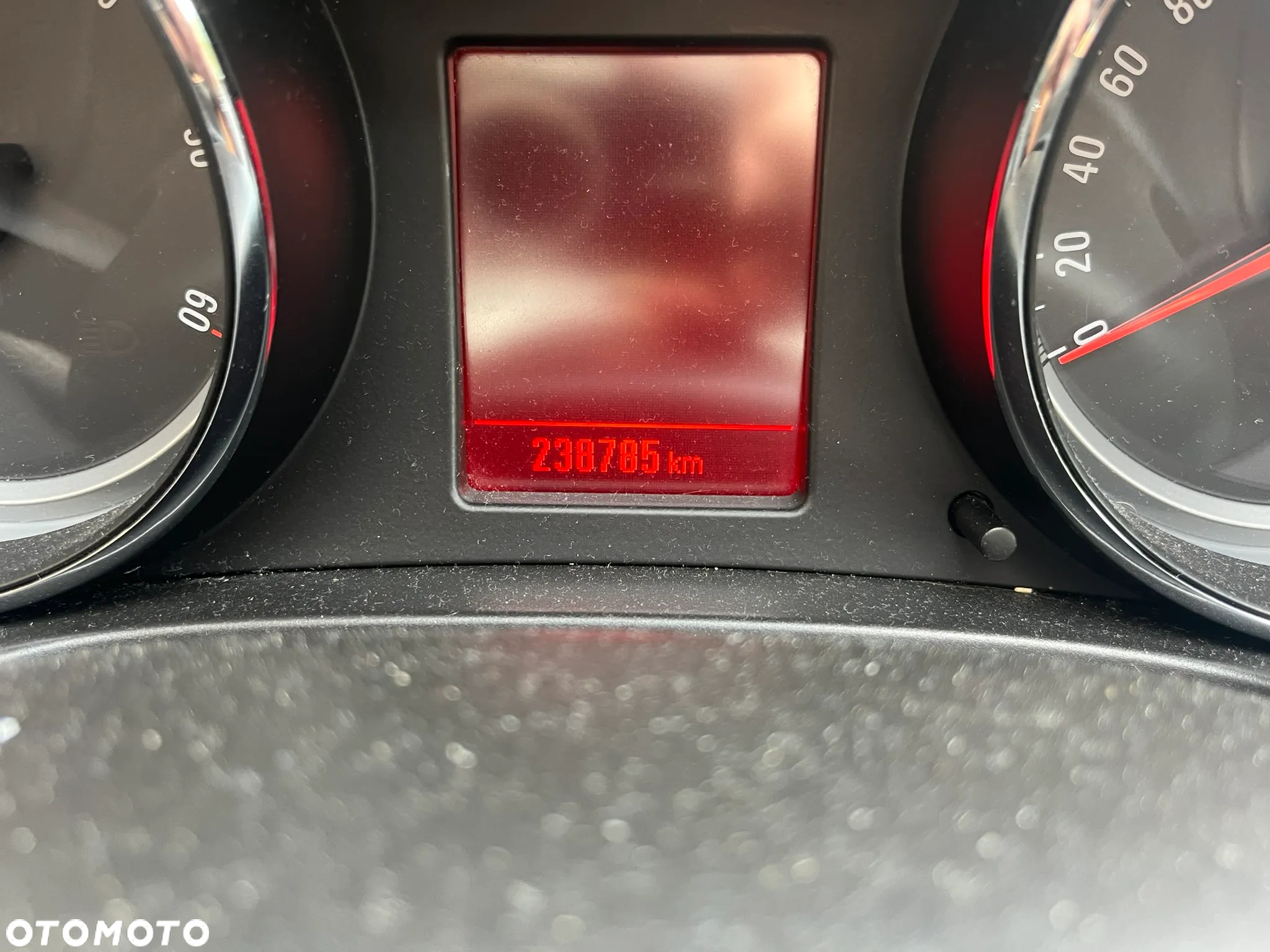 Opel Insignia 2.0 CDTI - 19