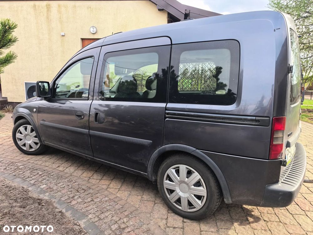Opel Combo - 8