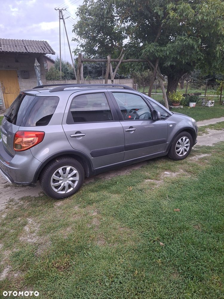 Suzuki SX4 - 1