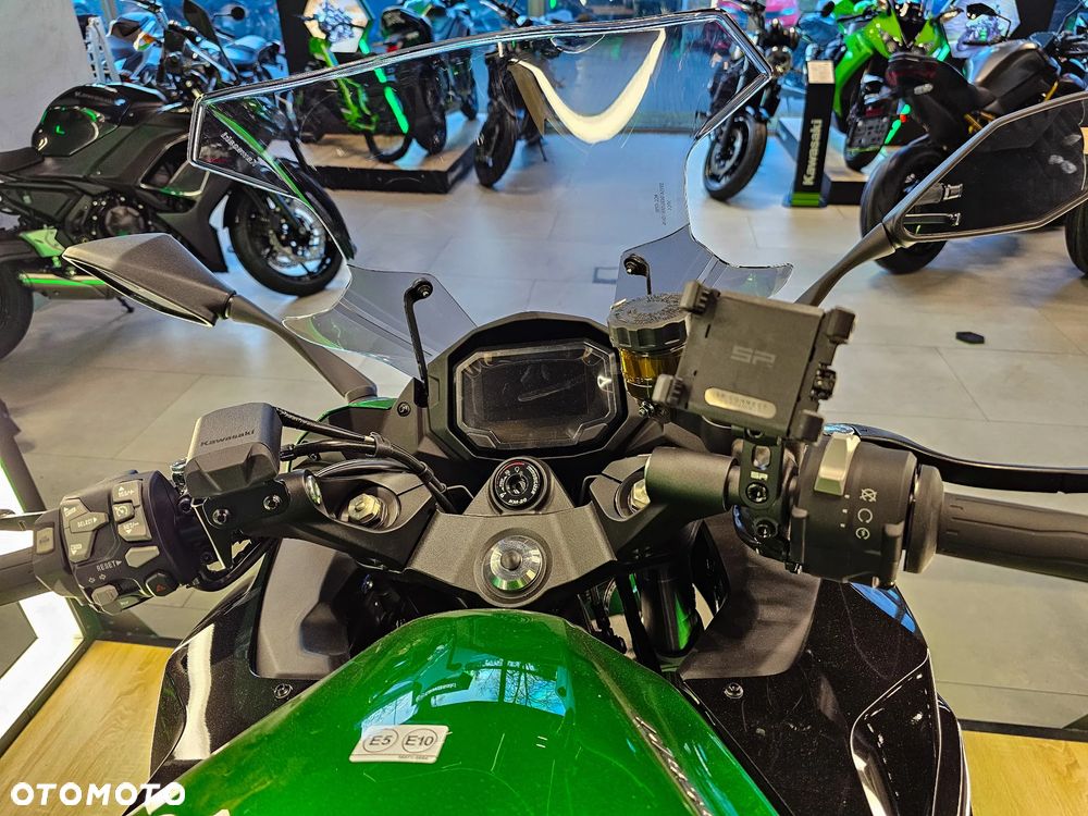 Kawasaki Ninja 1000 SX - 6