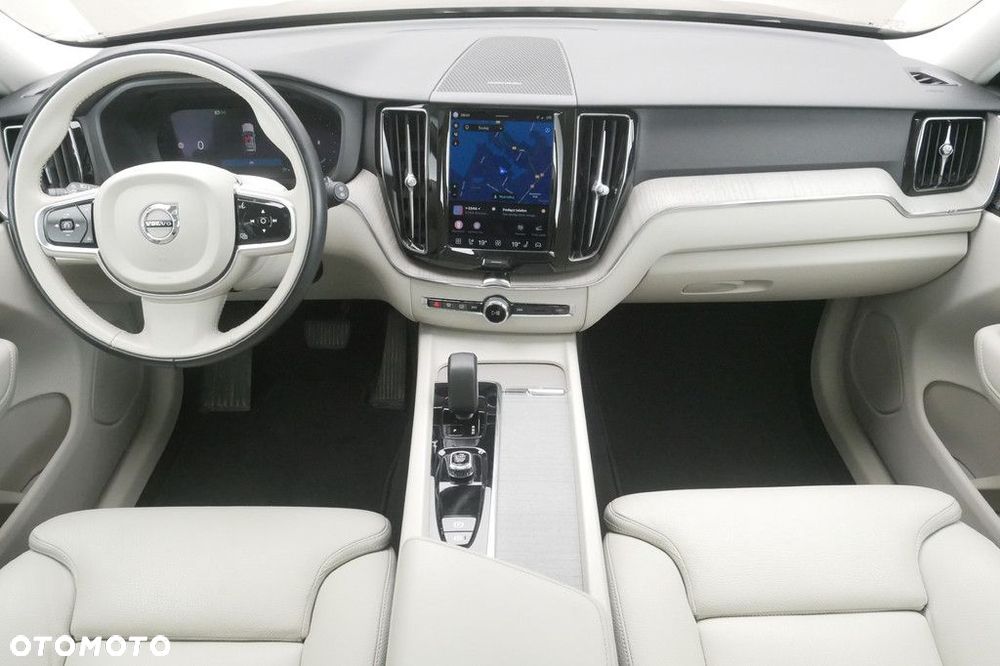 Volvo XC 60 - 8