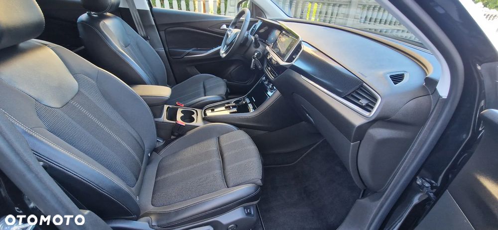 Opel Grandland 1.2 T Business Edition S&S - 28