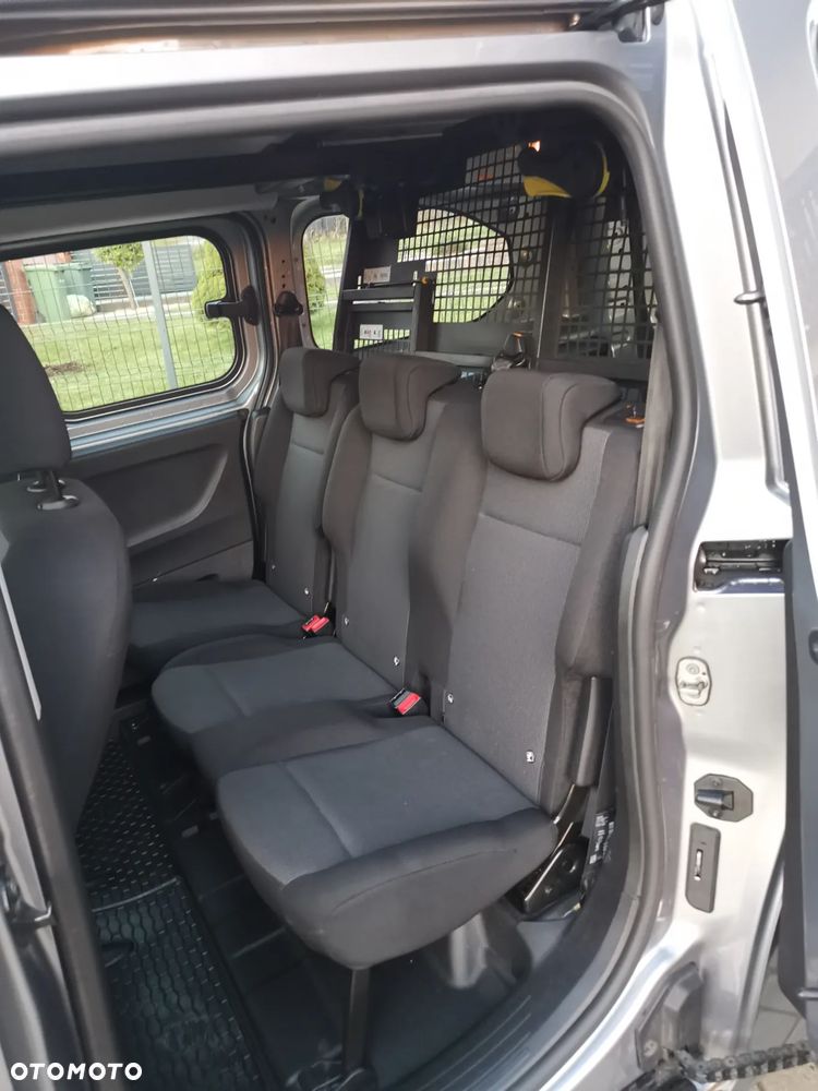 Opel Combo XL 1.5 CDTI Essentia S&S - 16