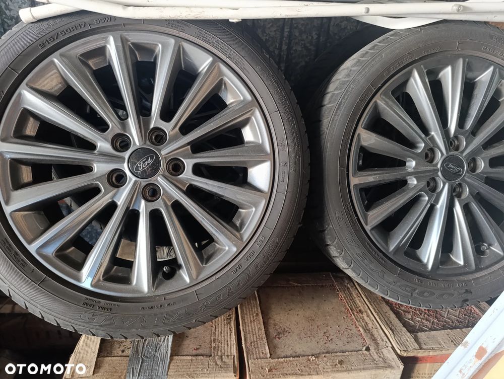 Ford Focus 1.5 EcoBoost ST-Line - 12