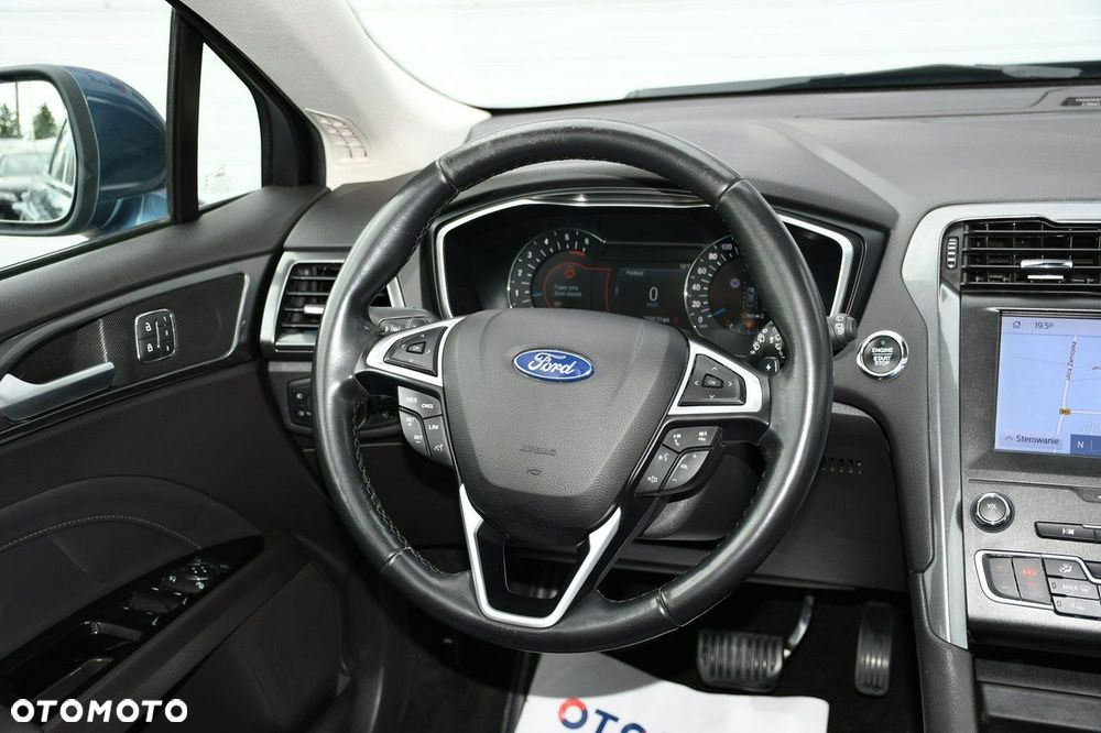 Ford Mondeo - 22