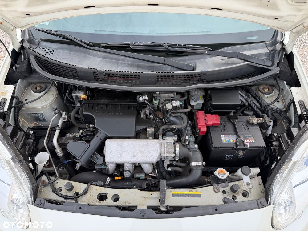 Nissan Micra 1.2 Bild der Frau - 8