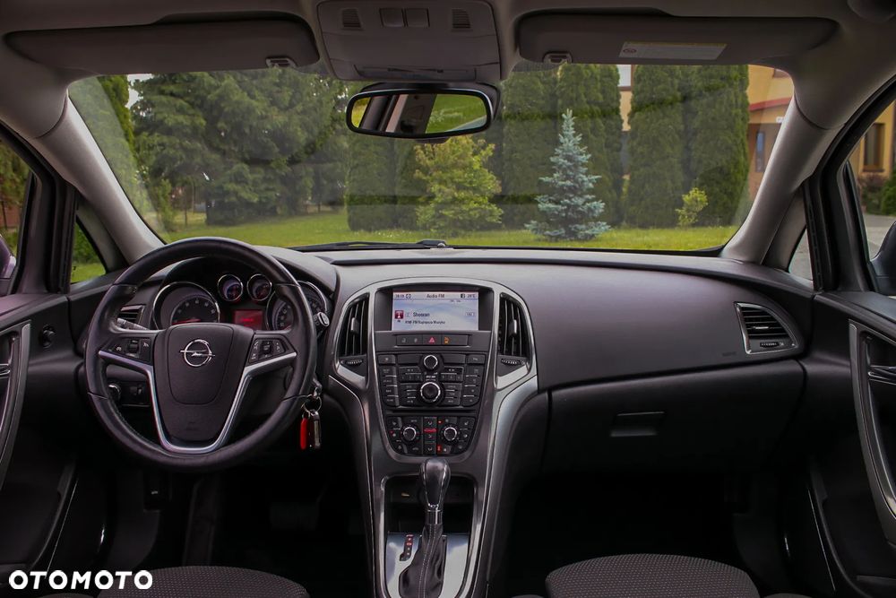 Opel Astra 1.6 Turbo Automatik Cosmo - 18