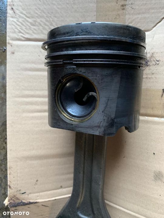 Tłok korbowód Mercedes Actros MP2 MP3 OM501 Euro 5