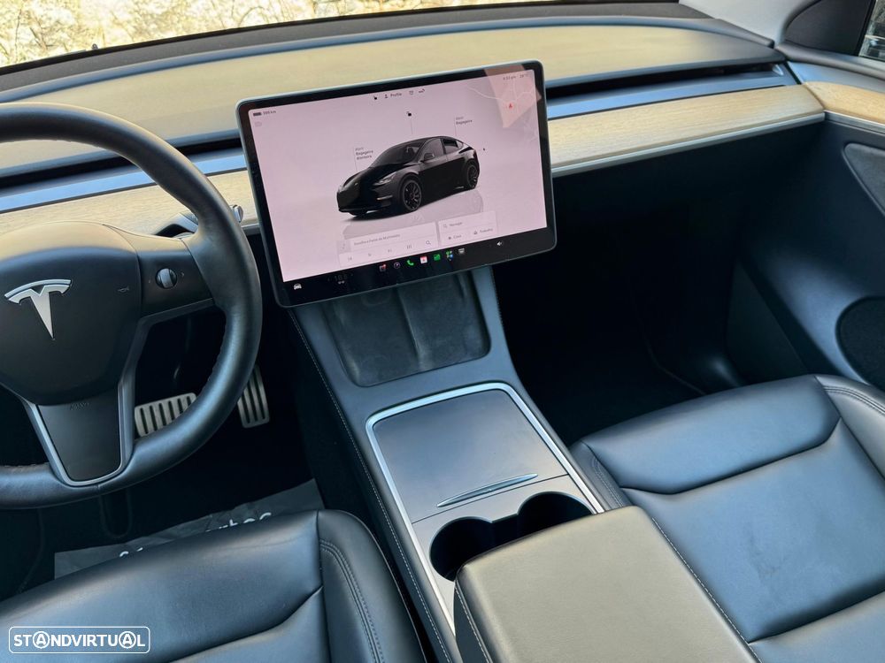 Tesla Model Y Performance Dual Motor AWD - 39
