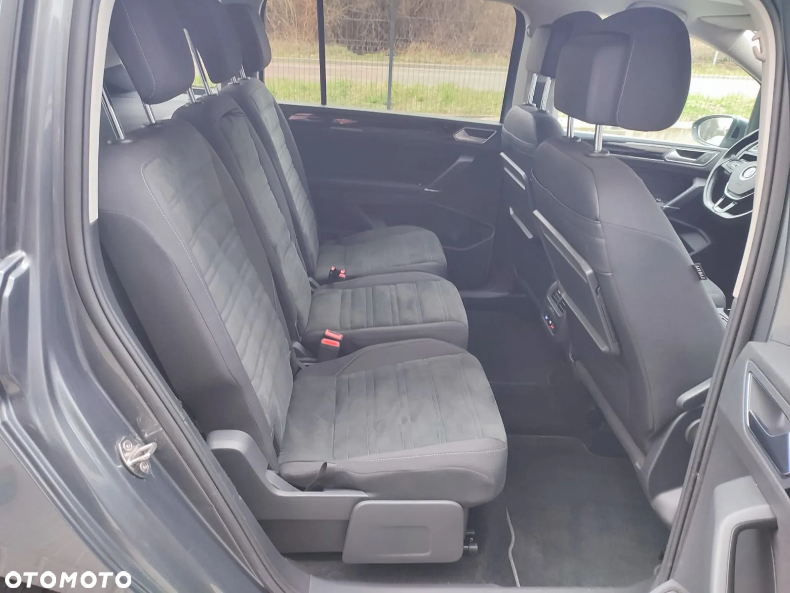 Volkswagen Touran 1.6 TDI SCR (BlueMotion Technology) DSG Comfortline - 15