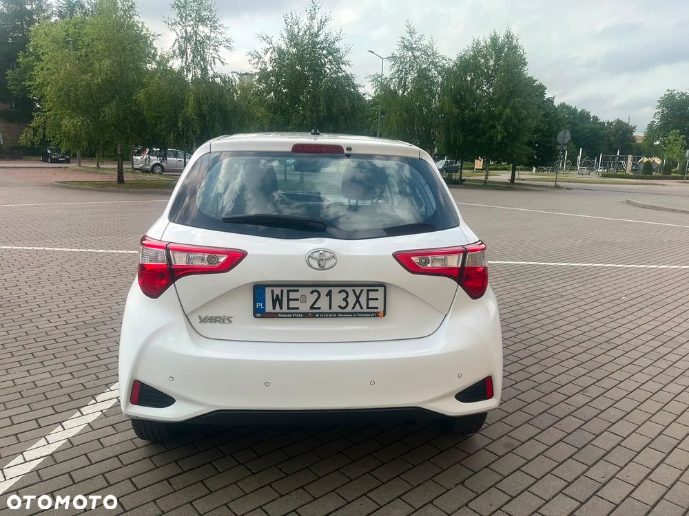 Toyota Yaris 1.5 Active - 10