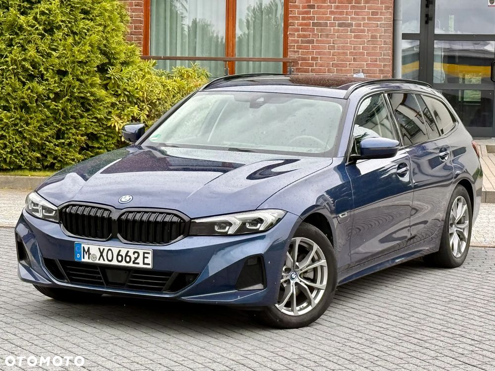 BMW Seria 3 320e M Sport - 9