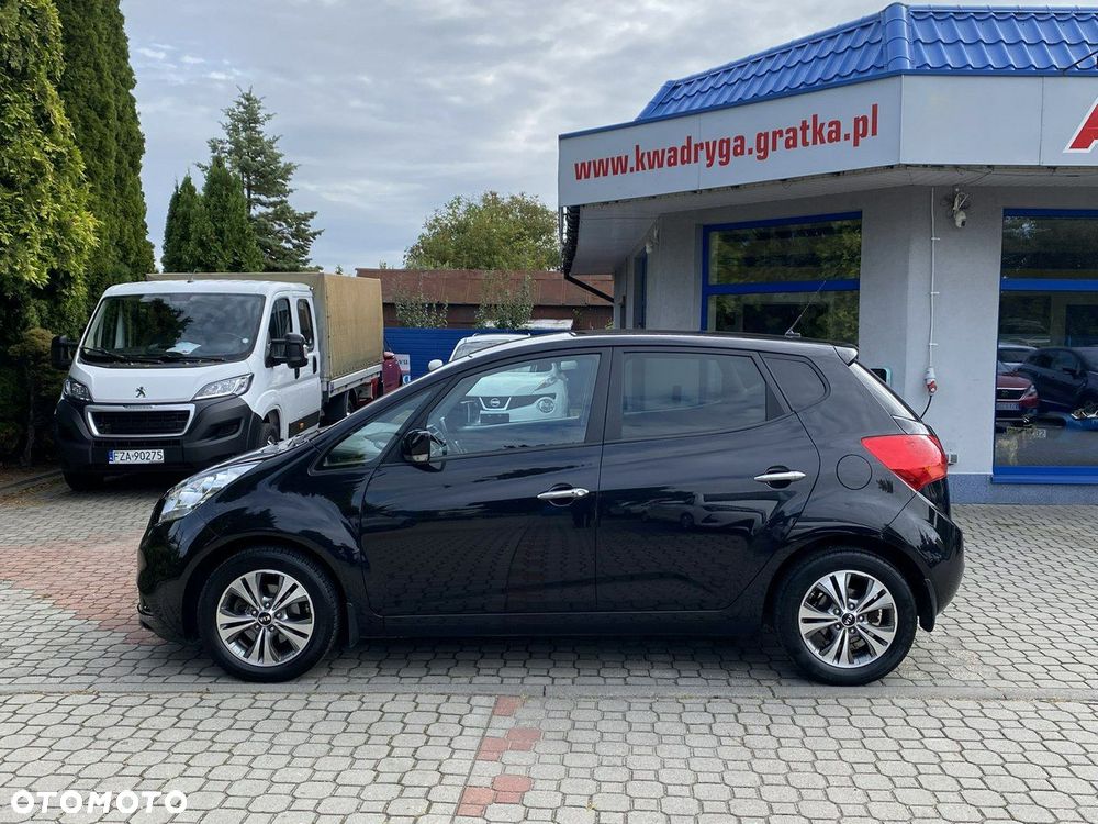 Kia Venga - 8