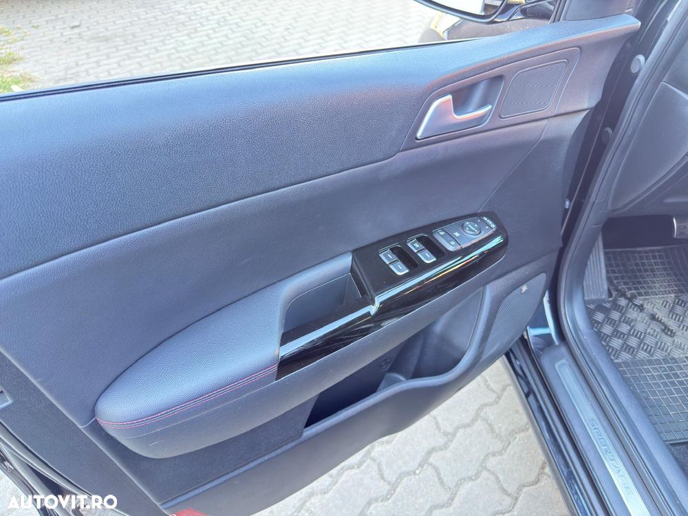 Kia Sportage 1.6 DSL MHEV 7DCT HP 4x2 GT Line - 16