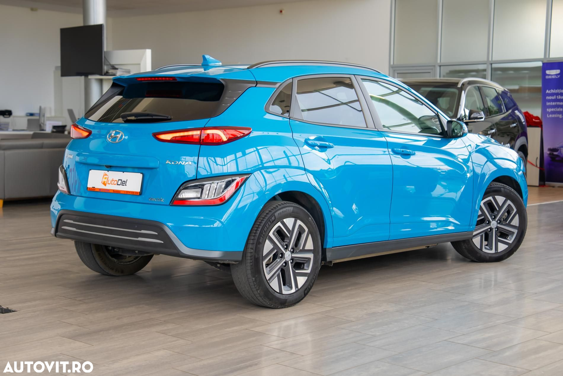 Hyundai KONA - 8