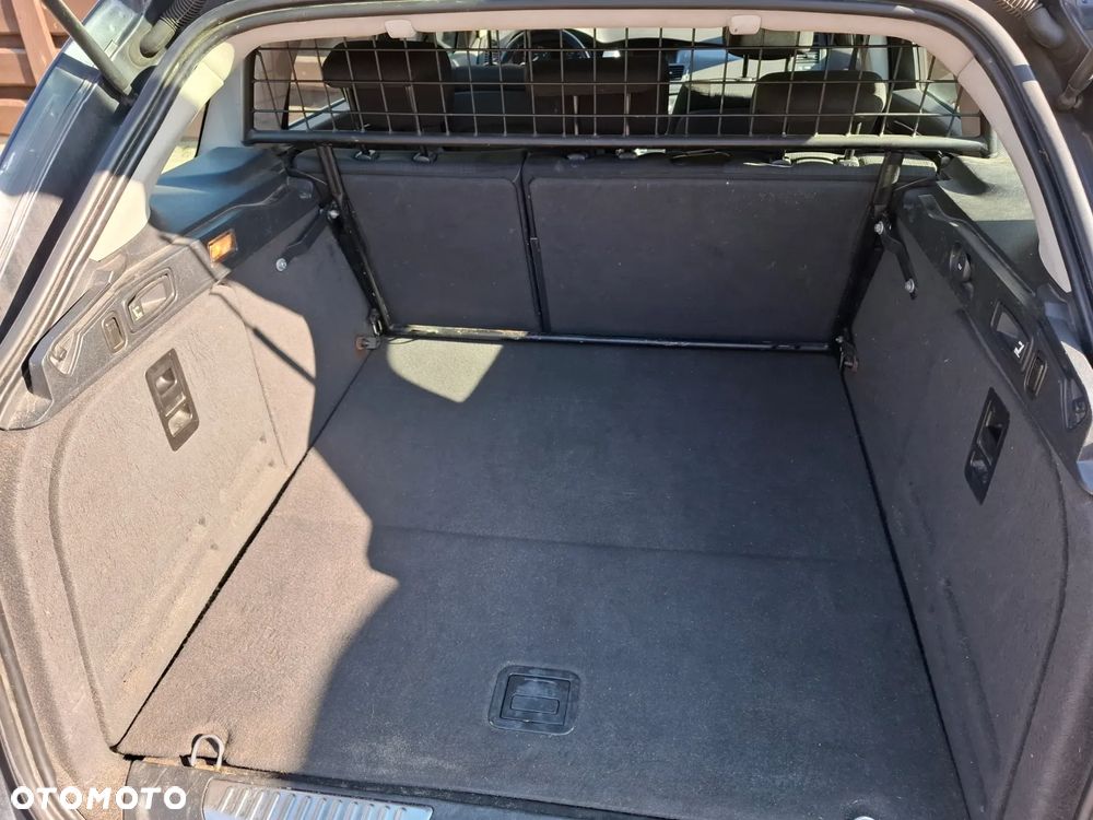 Renault Laguna 2.0 dCi Expression - 16