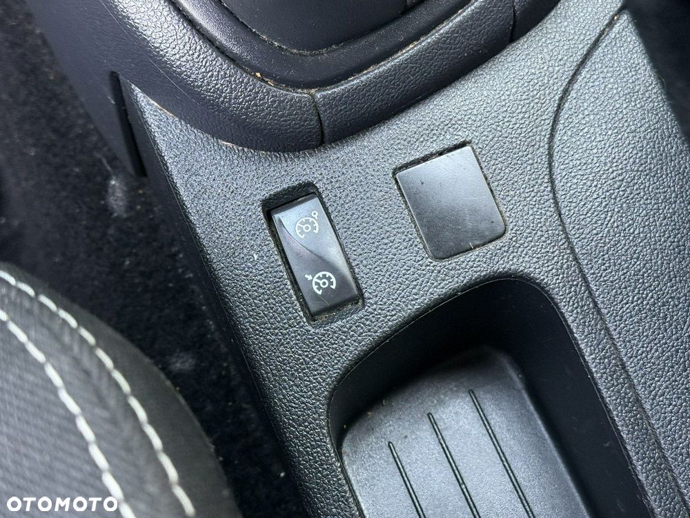 Renault Clio - 18