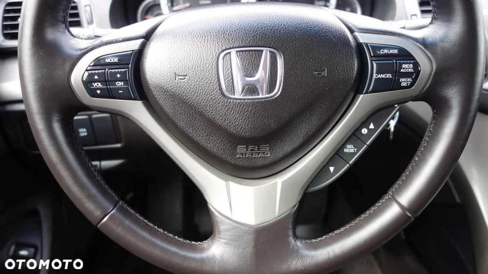 Honda Accord 2.0 Elegance - 22