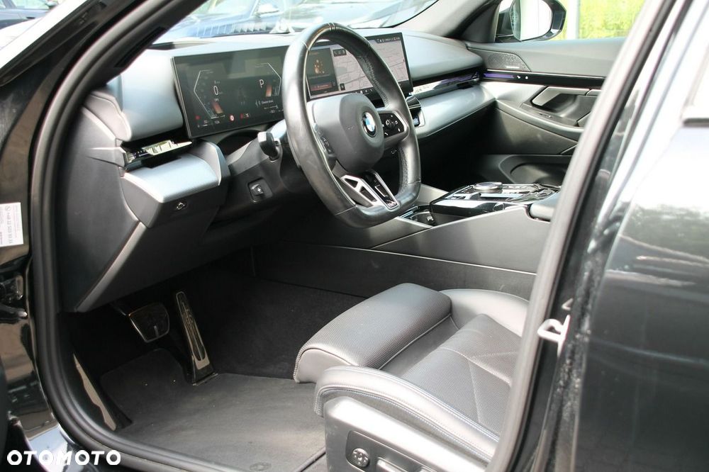 BMW Seria 5 520d mHEV M Sport - 18