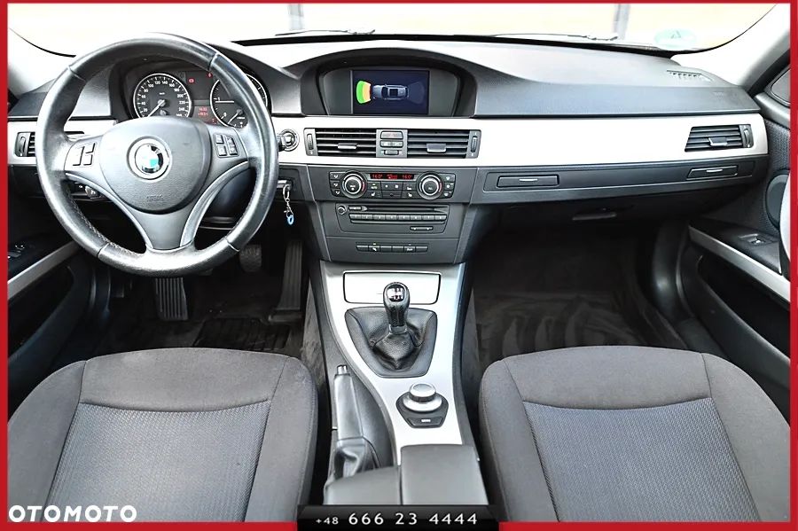 BMW Seria 3 320d DPF Efficient Dynamics Edition Edition Exclusive - 15