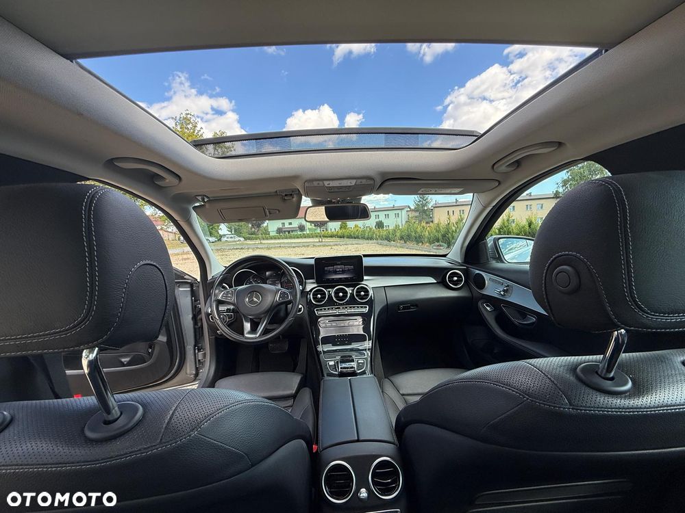 Mercedes-Benz Klasa C 300 7G-TRONIC Exclusive - 15