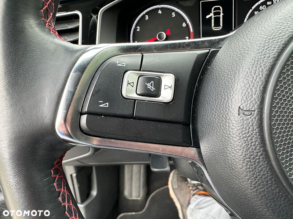 Volkswagen Polo 2.0 TSI OPF DSG GTI - 14