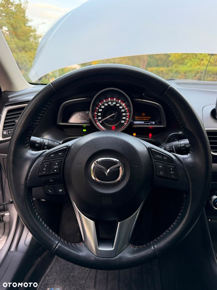 Mazda 3 - 25