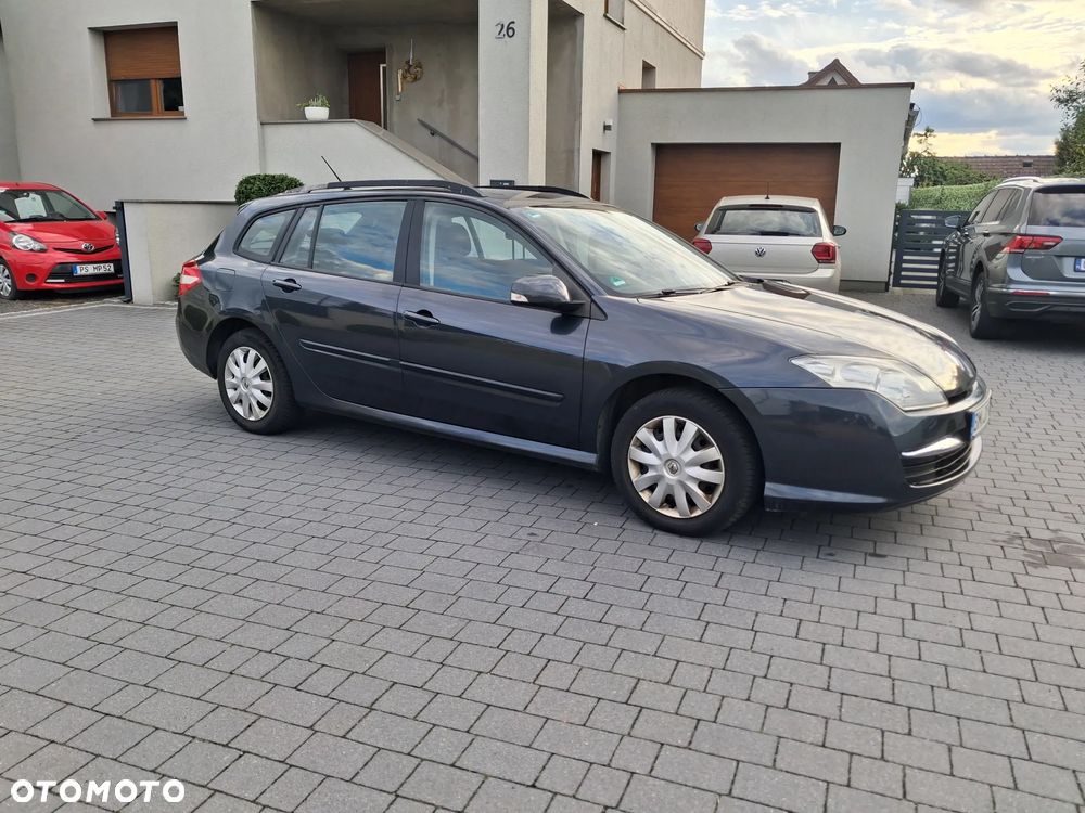 Renault Laguna dCi 110 FAP Emotion - 1