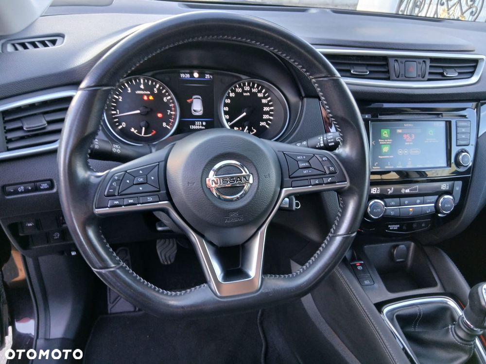 Nissan Qashqai 1.3 DIG-T Visia - 27