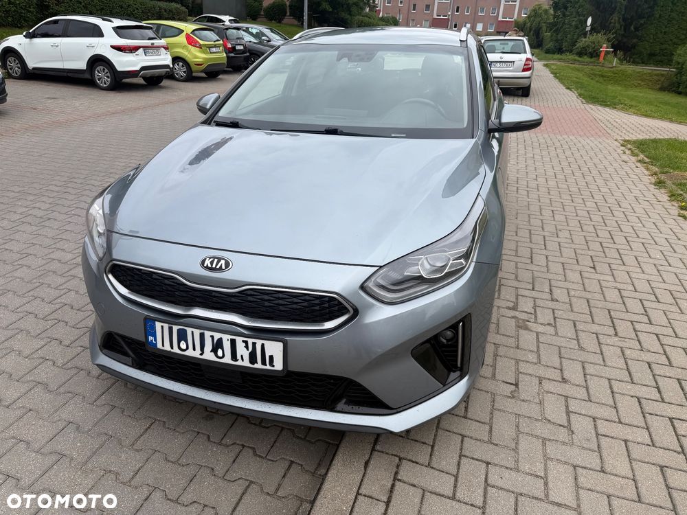 Kia Ceed - 1