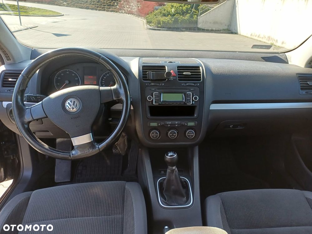 Volkswagen Golf 1.6 Trendline - 9