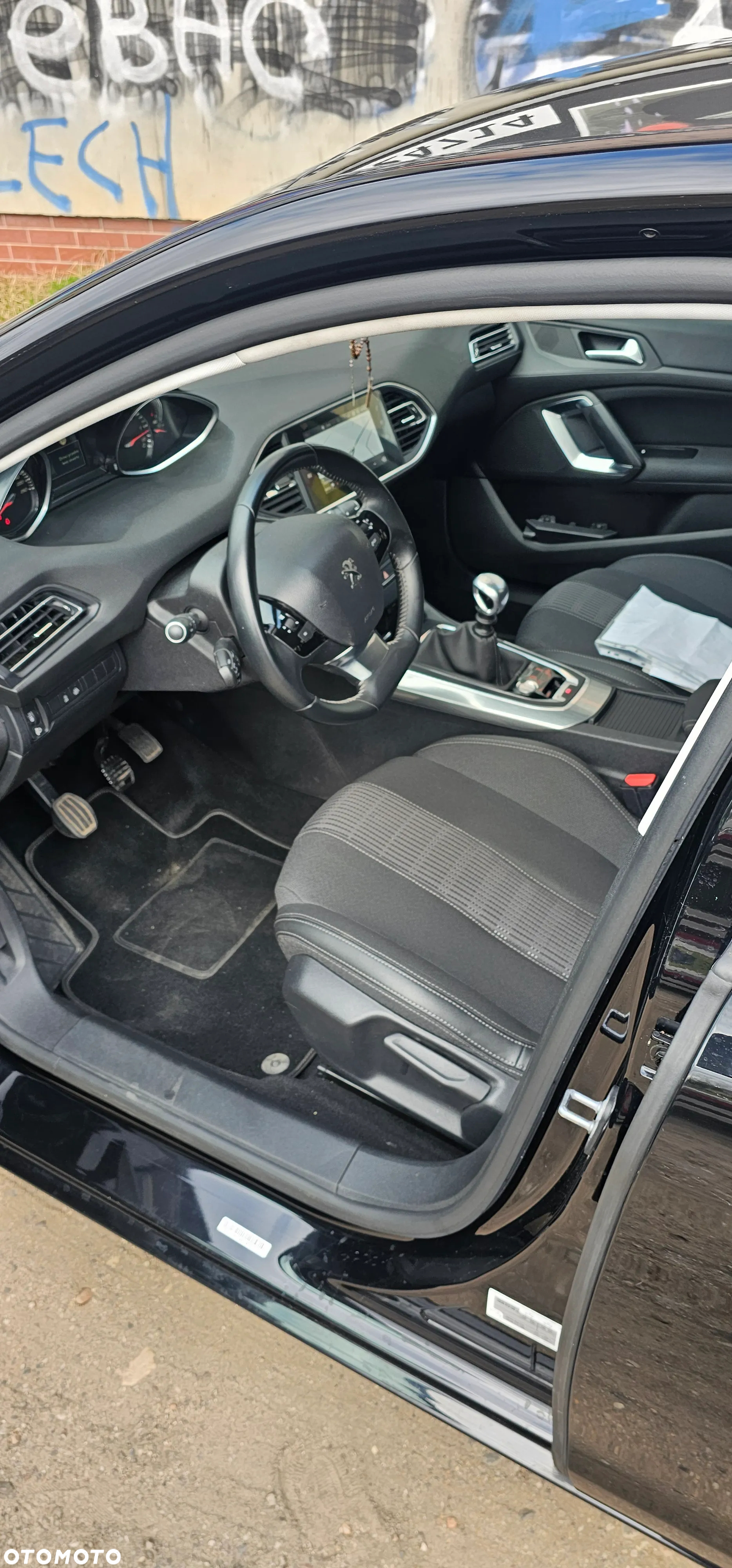 Peugeot 308 1.5 BlueHDi Allure S&S - 16