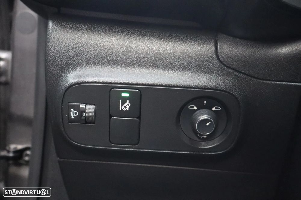 Citroën C3 1.2 PureTech Shine - 16