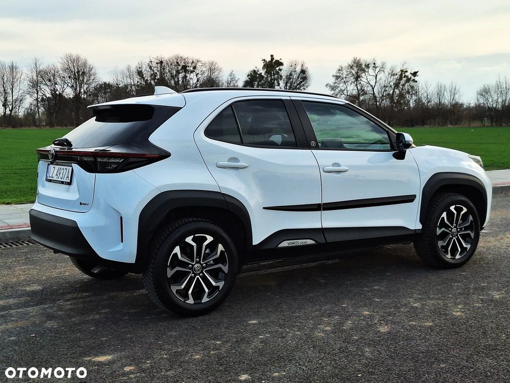 Toyota Yaris Cross 130 1.5 VVT-i Team Deutschland - 20