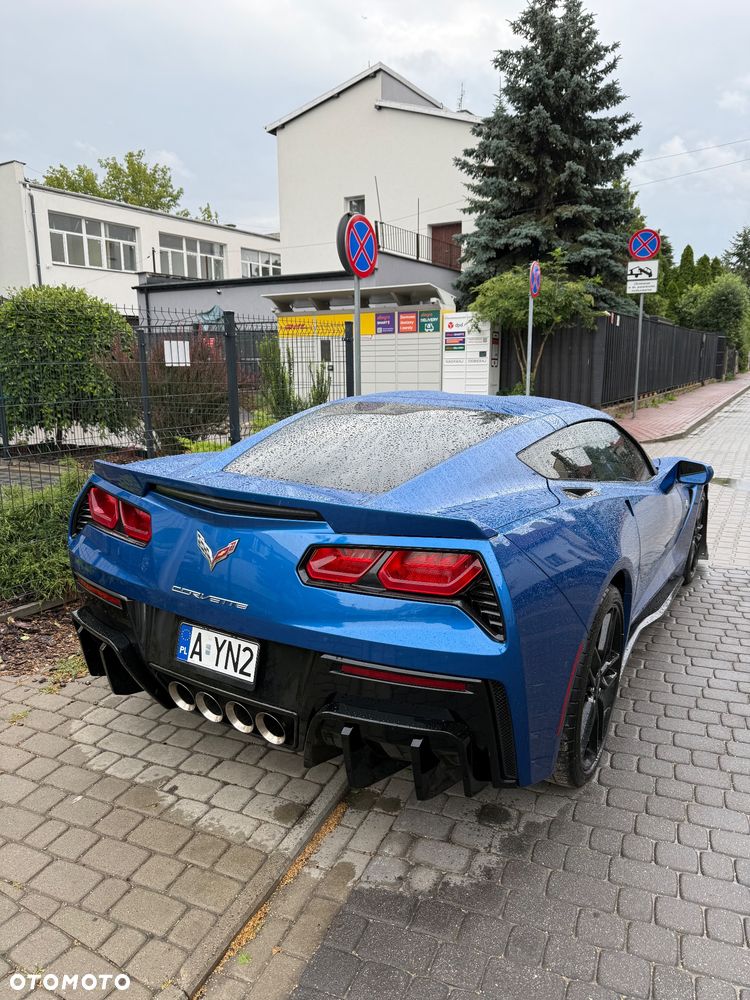 Chevrolet Corvette - 5