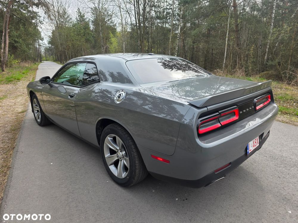 Dodge Challenger 3.6 SXT Plus - 5