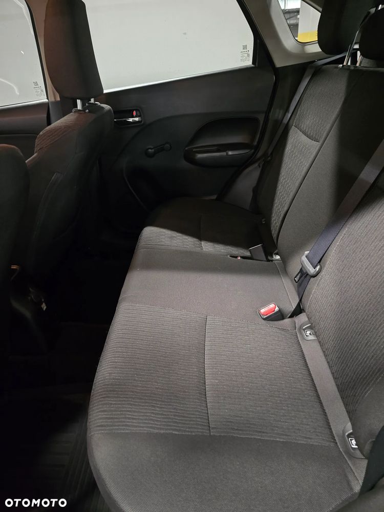 Suzuki Baleno - 13