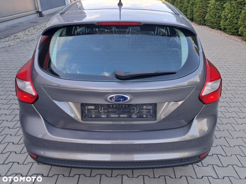 Ford Focus - 11