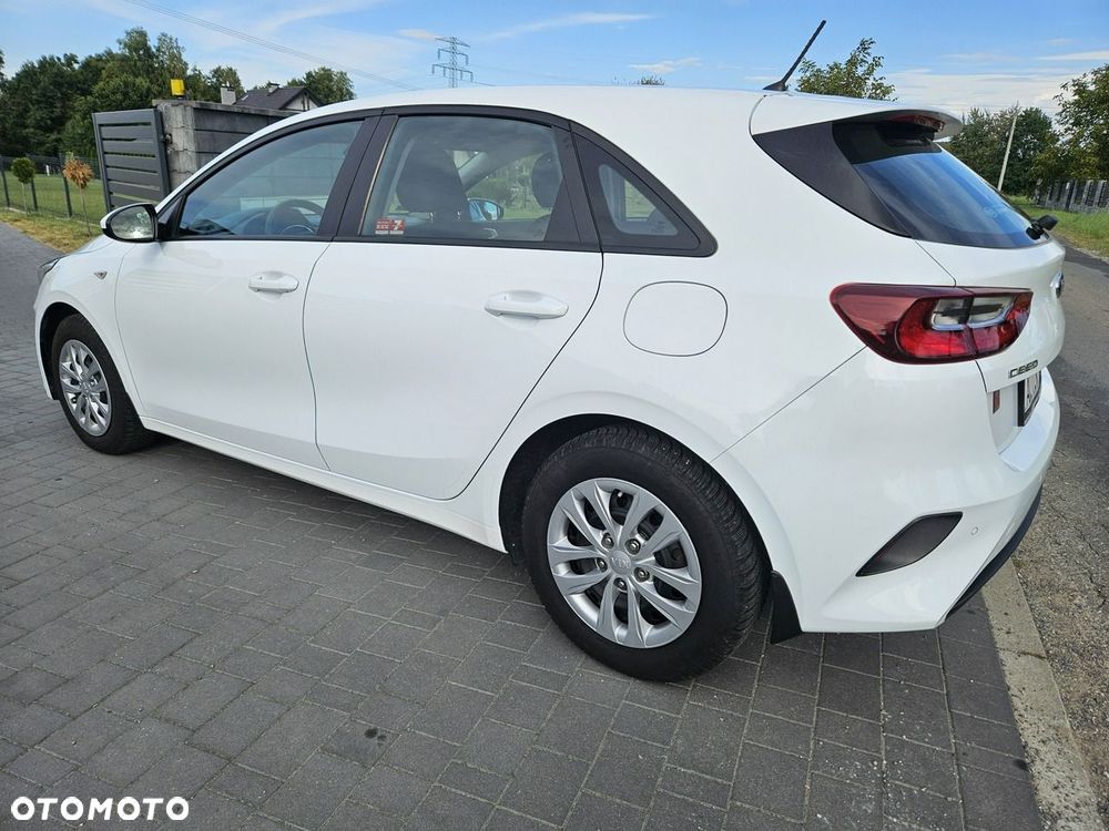Kia Ceed - 4