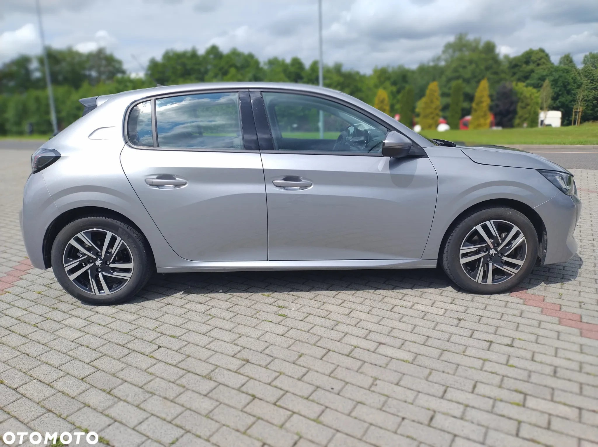 Peugeot 208 PureTech 100 Allure - 7