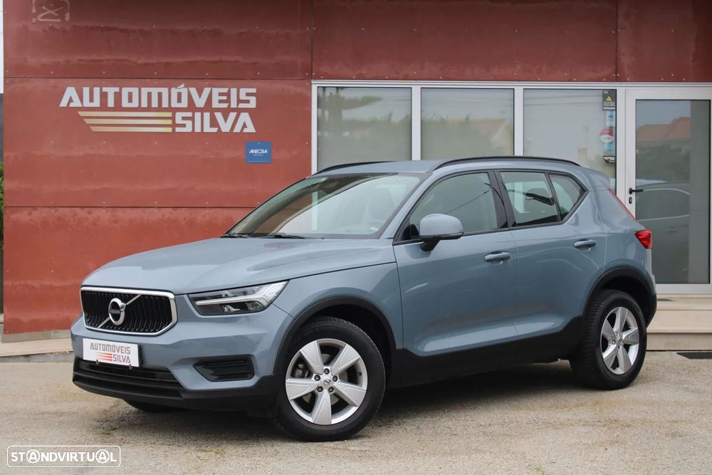 Volvo XC 40 2.0 D3 Momentum Geartronic - 1